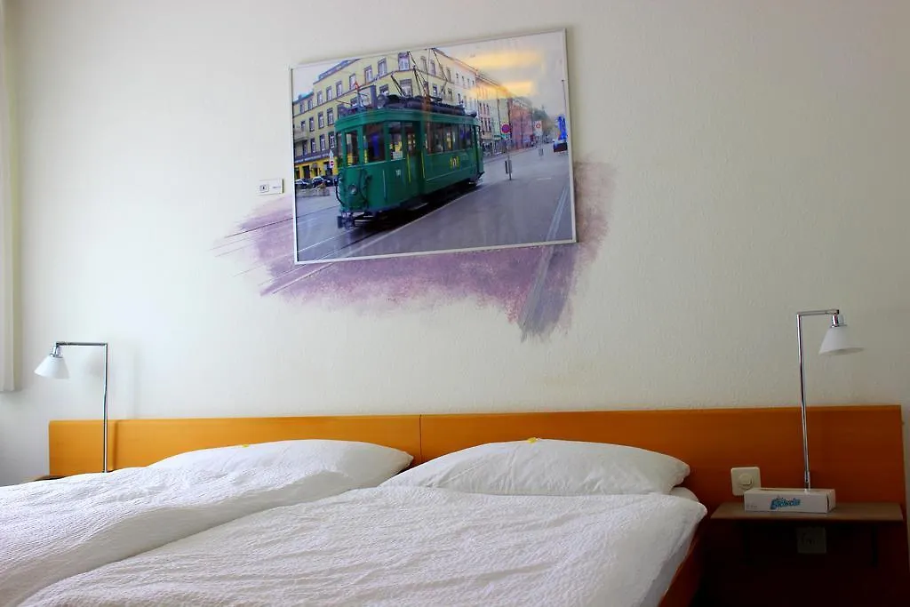 Hotel Muenchnerhof Basilej 2*,