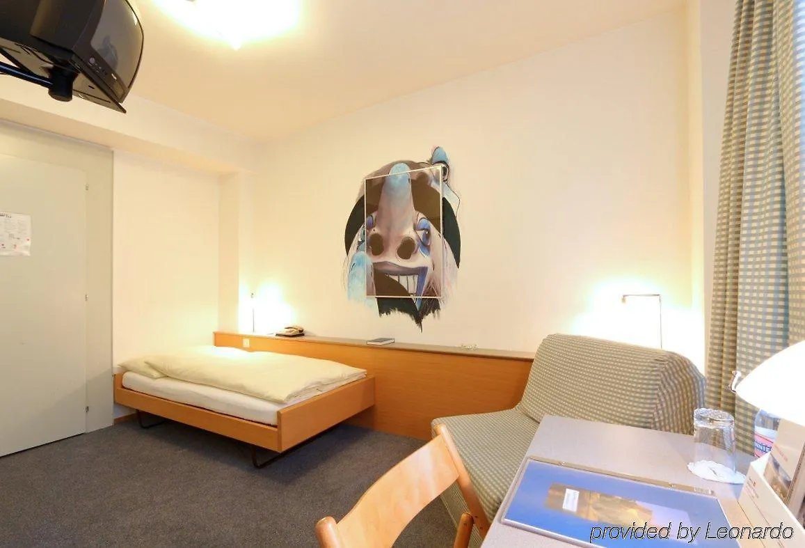 **  Hotel Muenchnerhof Basilej Švýcarsko